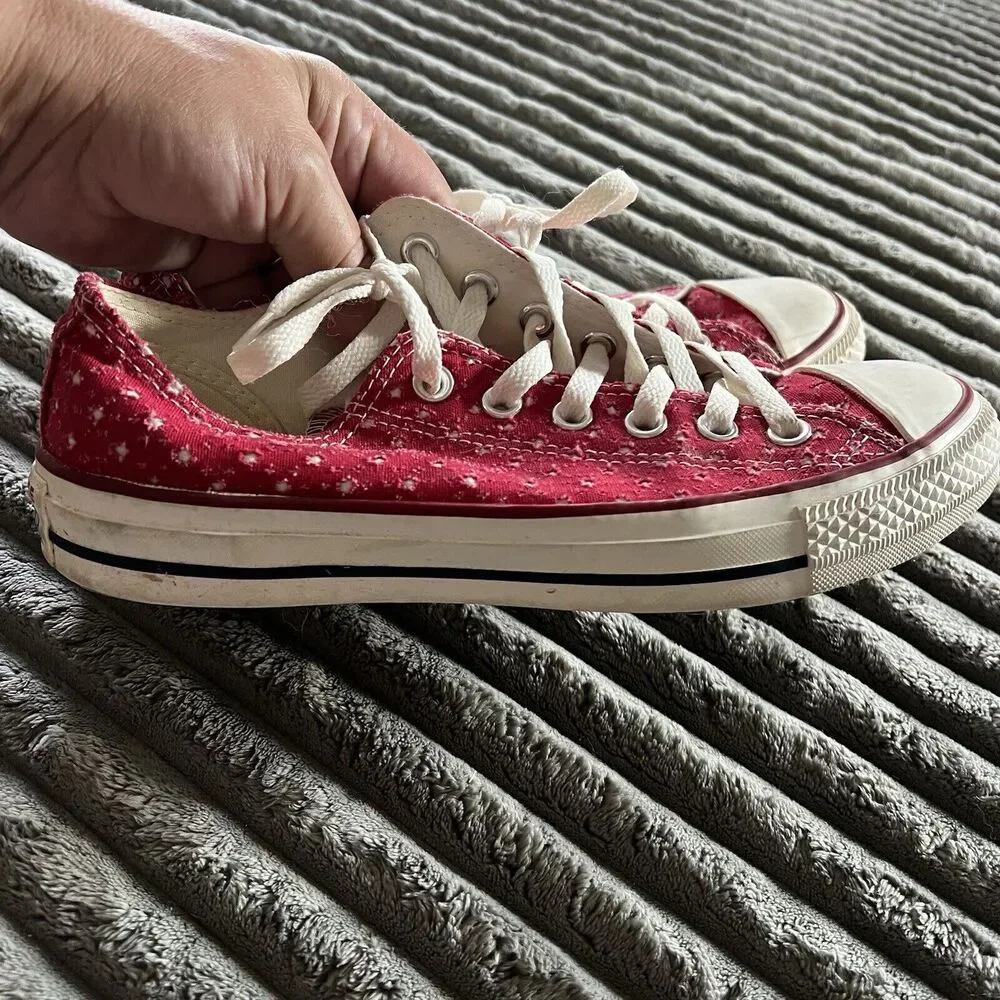 Converse All Star Red Canvas Sneaker Women Size 8 - Picture 2 of 8
